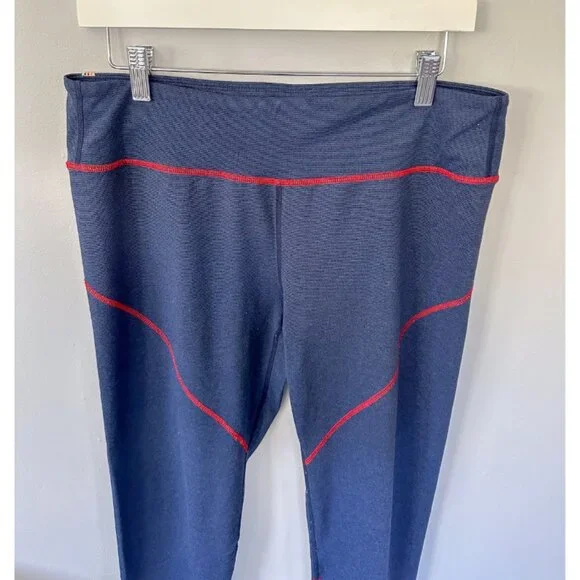 Marine Layer Mia Sport Legging in Navy - Picture 7 of 12